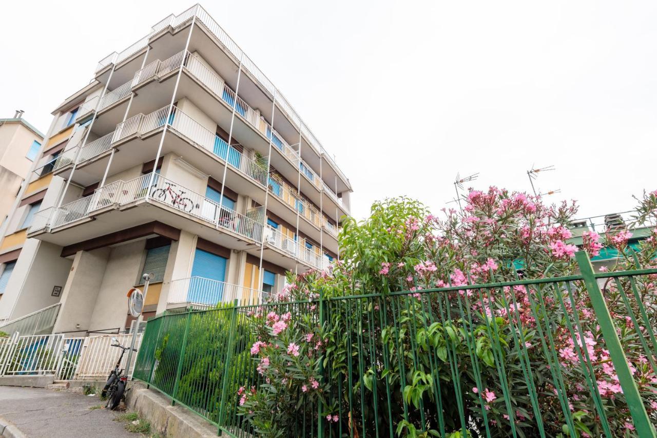 Modern Flat 250 Mt From The Sea - Albissola Marina Daire Dış mekan fotoğraf